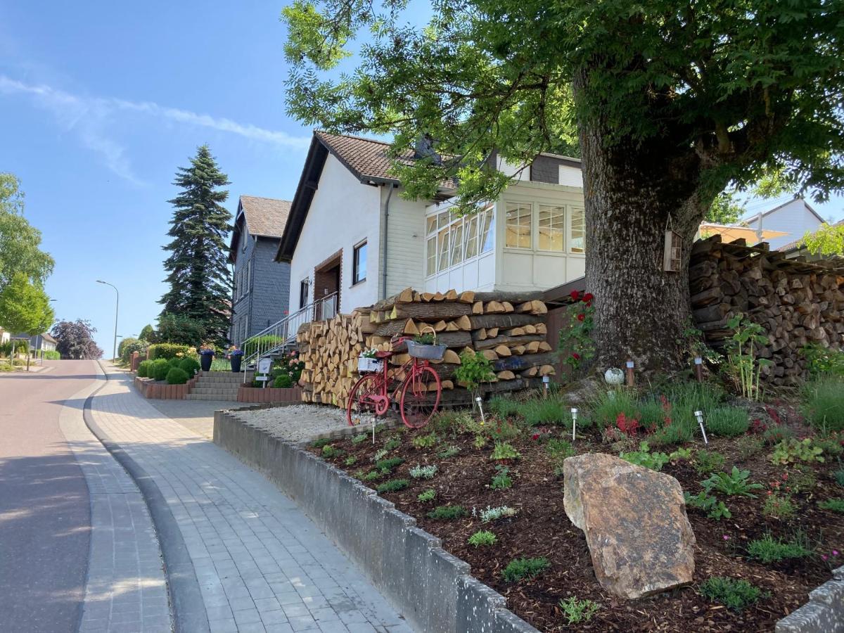 Ferienwohnung Rosengarten Osburg Экстерьер фото