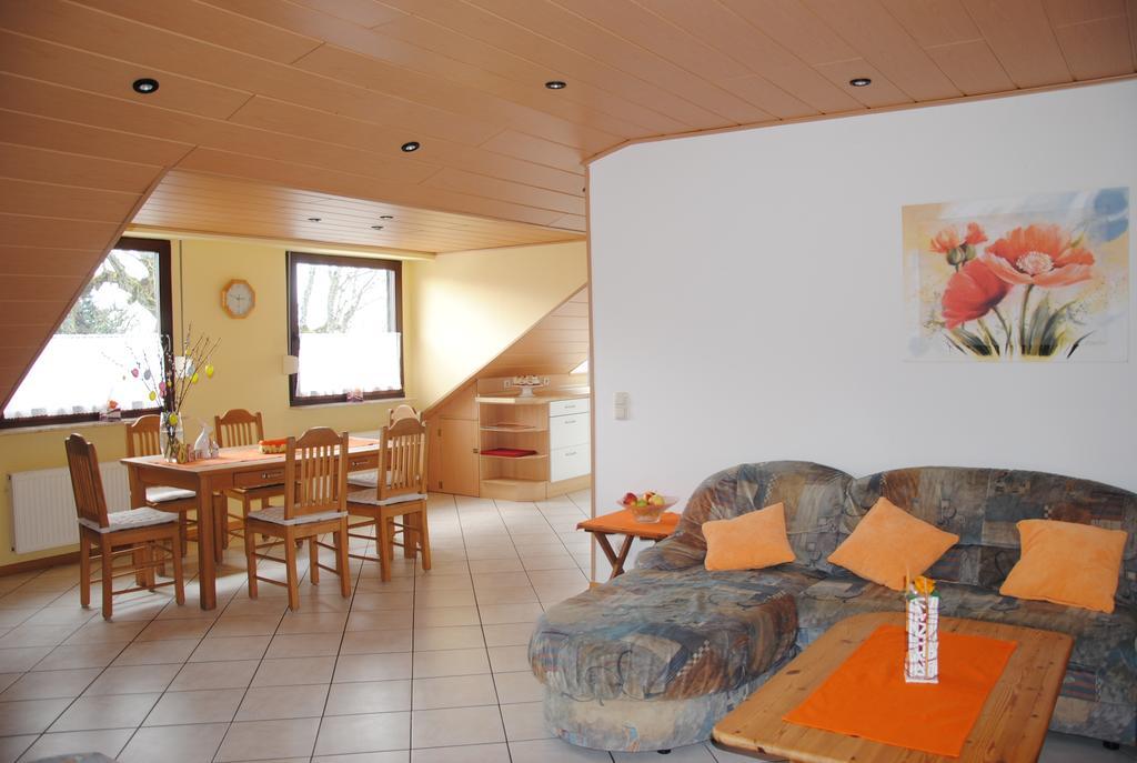 Ferienwohnung Rosengarten Osburg Экстерьер фото